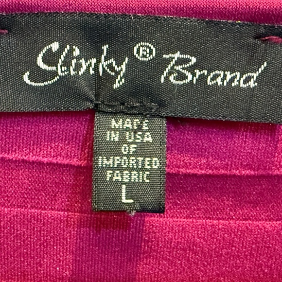 Slinky Brand Raspberry Ruffled Women's Top - Picture 3 of 5